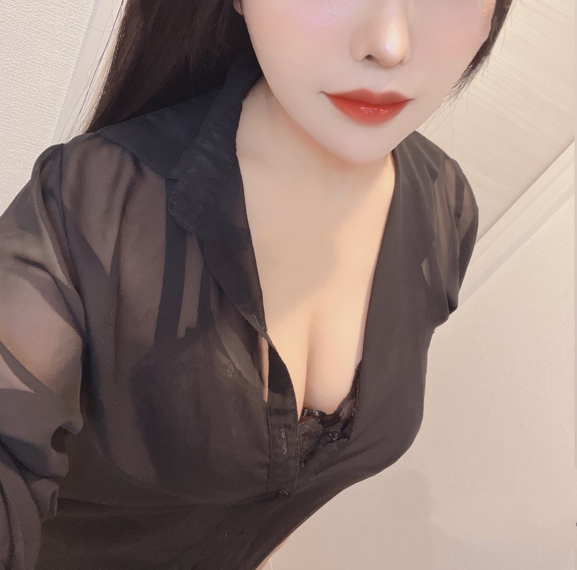 みな